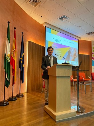 Andalucía impulsa un nuevo plan de Estrategias en Atención a la Cronicidad Juan Javier Márquez Cabeza